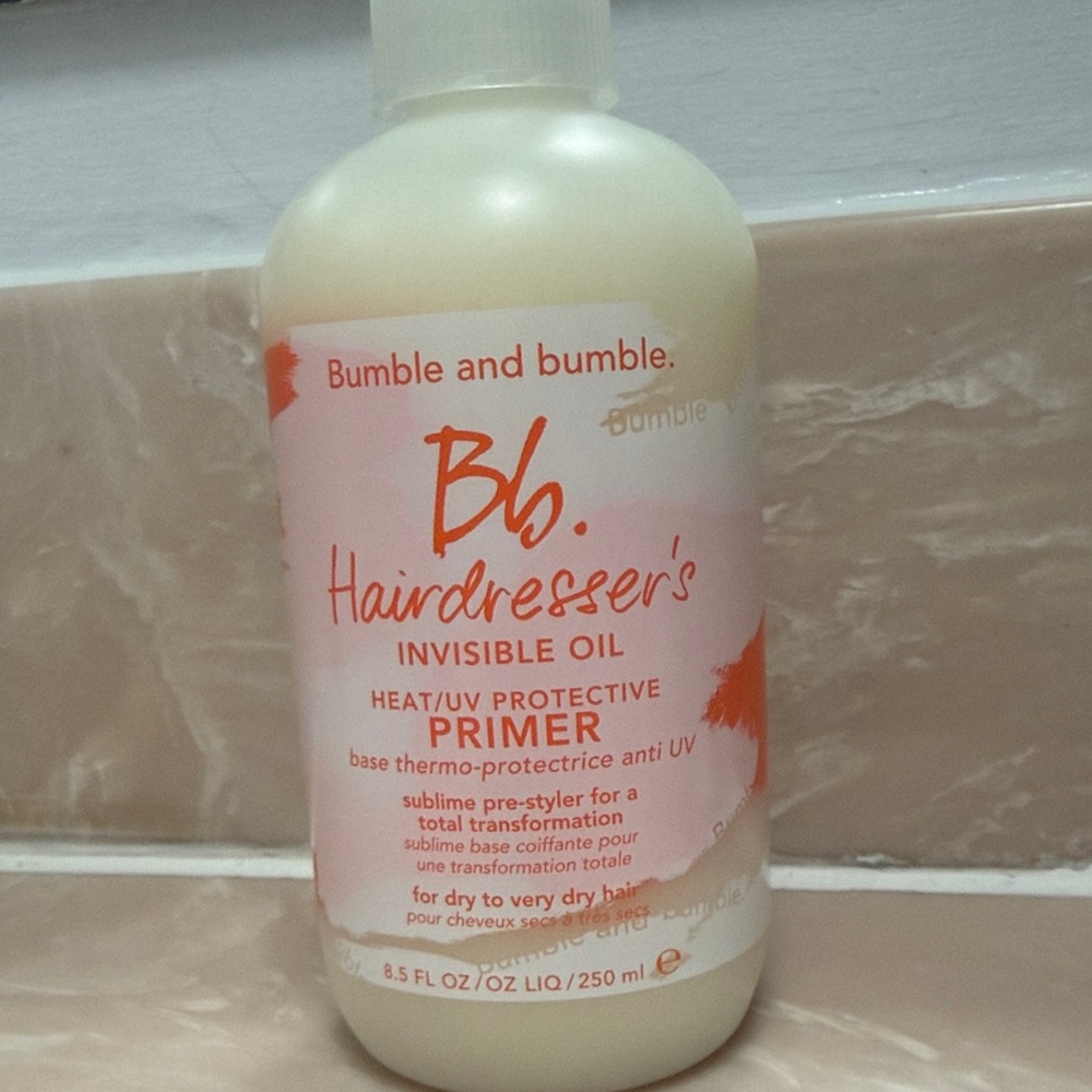 Bumble and bumble Hairdresser's Invisible Oil Primer - White and Pink
